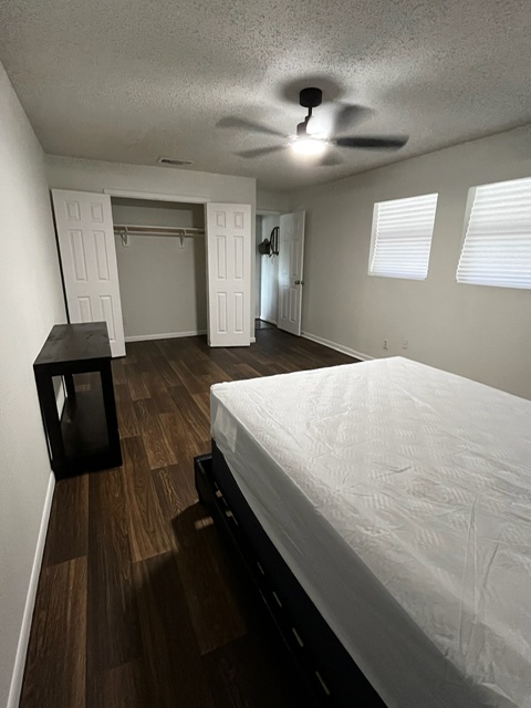 1421 Lake Shore Drive - 8